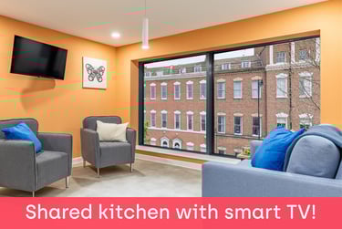 Loft En Suite at Croft Court, 16 Stokes Croft, St Paul's, Bristol, BS13PR - Image 1